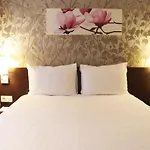 Timhotel Odessa Montparnasse 3* Parijs