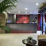 Timhotel Odessa Montparnasse מלון