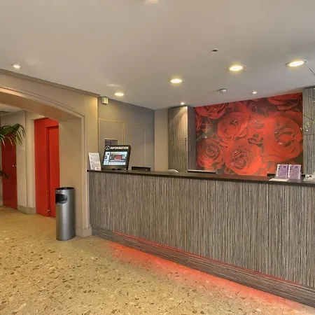 Hotel Timhotel Odessa Montparnasse Paryż