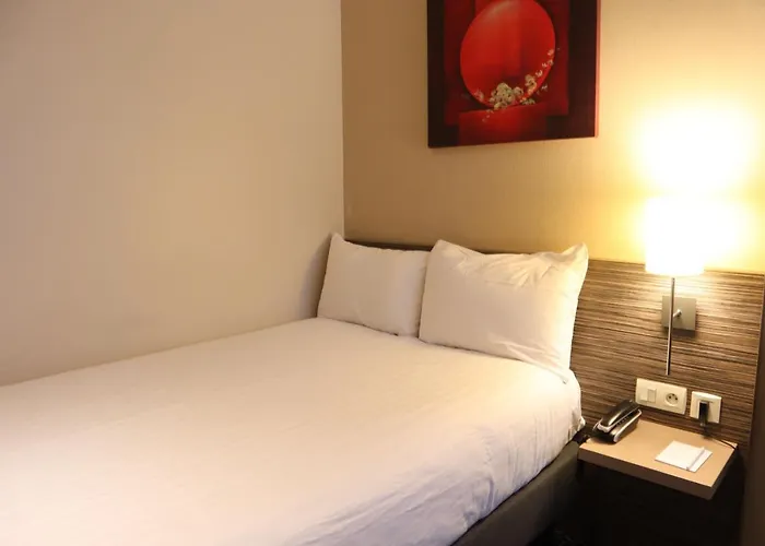 Timhotel Odessa Montparnasse Hotel 3*